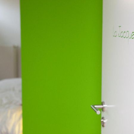 オベル Aux Berges De La Bel Bed & Breakfast エクステリア 写真