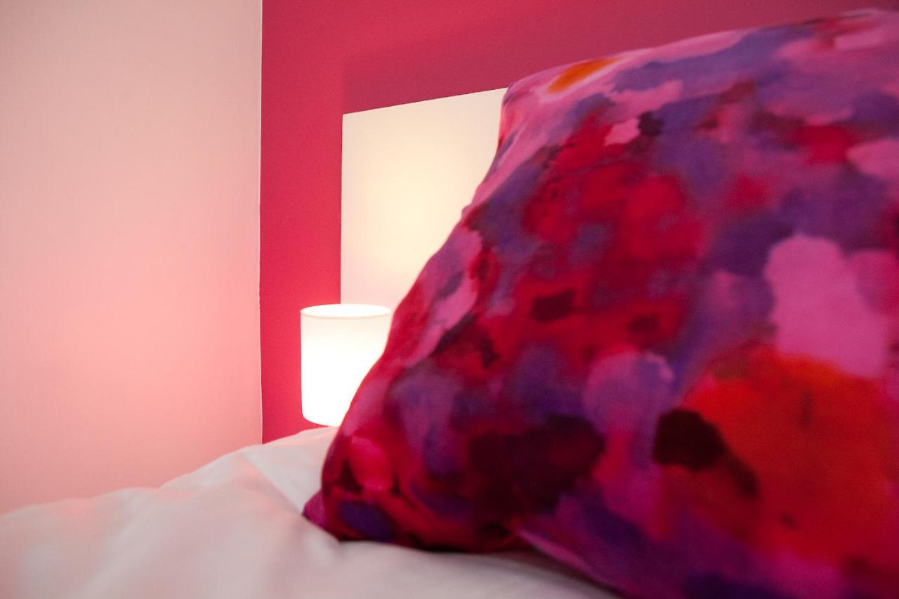 オベル Aux Berges De La Bel Bed & Breakfast エクステリア 写真